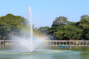 Rangoun - Parc Kandawgyi